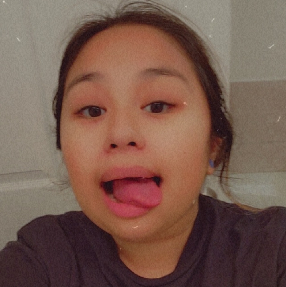Hi I'm Esme